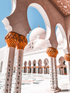 moschea di Abu Dhabi Cosa vedere e fare negli Emirati Arabi