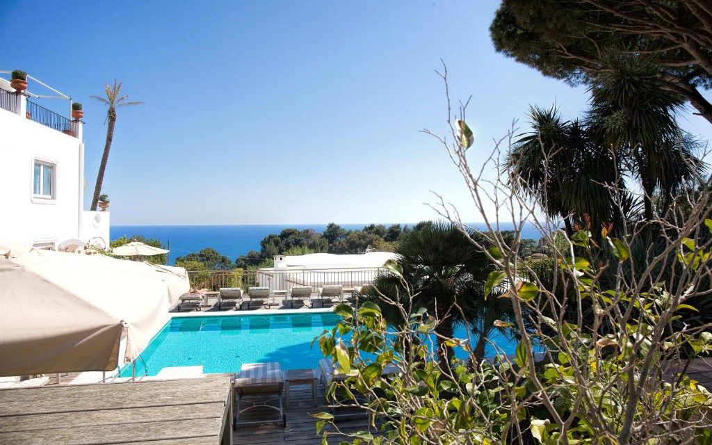 piscina dell'Hotel Canasta di Capri