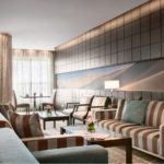 salottino elegante interno Traders Hotel Abu Dhabi