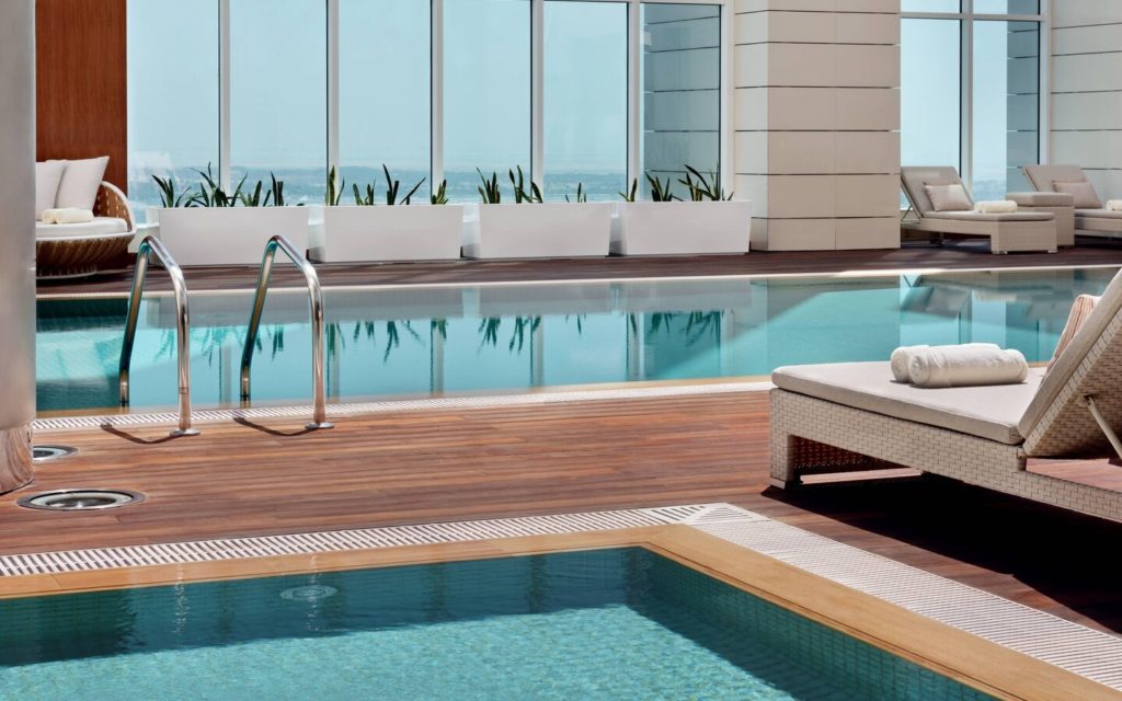 piscina Marriot Downtown Abu Dhabi