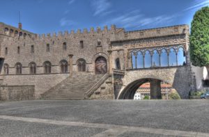 palazzo dei papi di Viterbo nella Tuscia