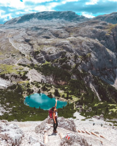 vista sul Lago Lagazuoi dalla Forcella del lago