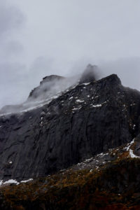 Montagna nera Nusfjord Lofoten