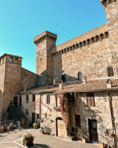 cosa vedere e fare sul Lago di Bolsena Rocca Monaldeschi della Cervara